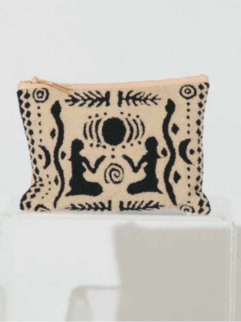 New Cleobella Lovers Clutch
